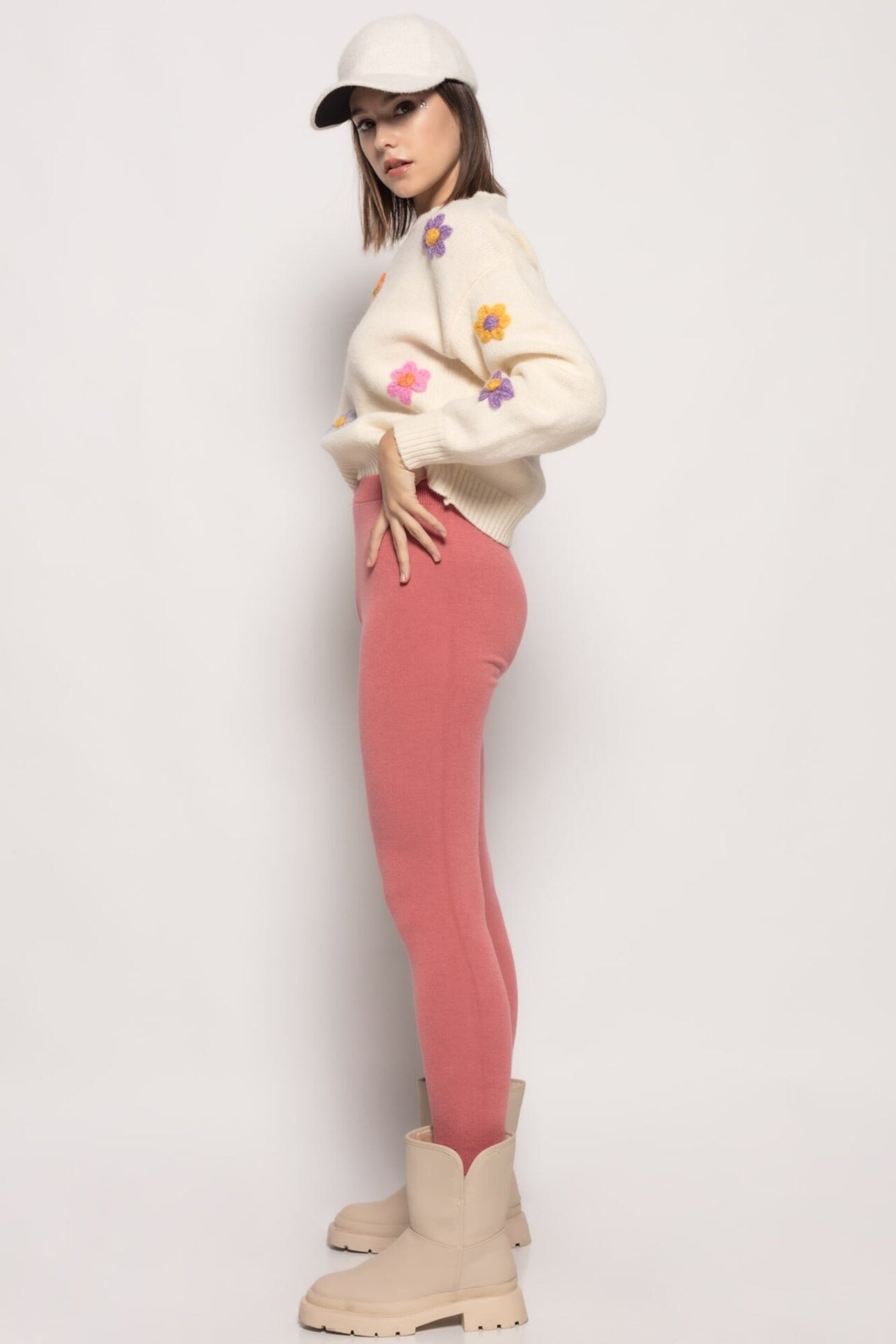 PANTALÓN PUNTO ROSA - 2