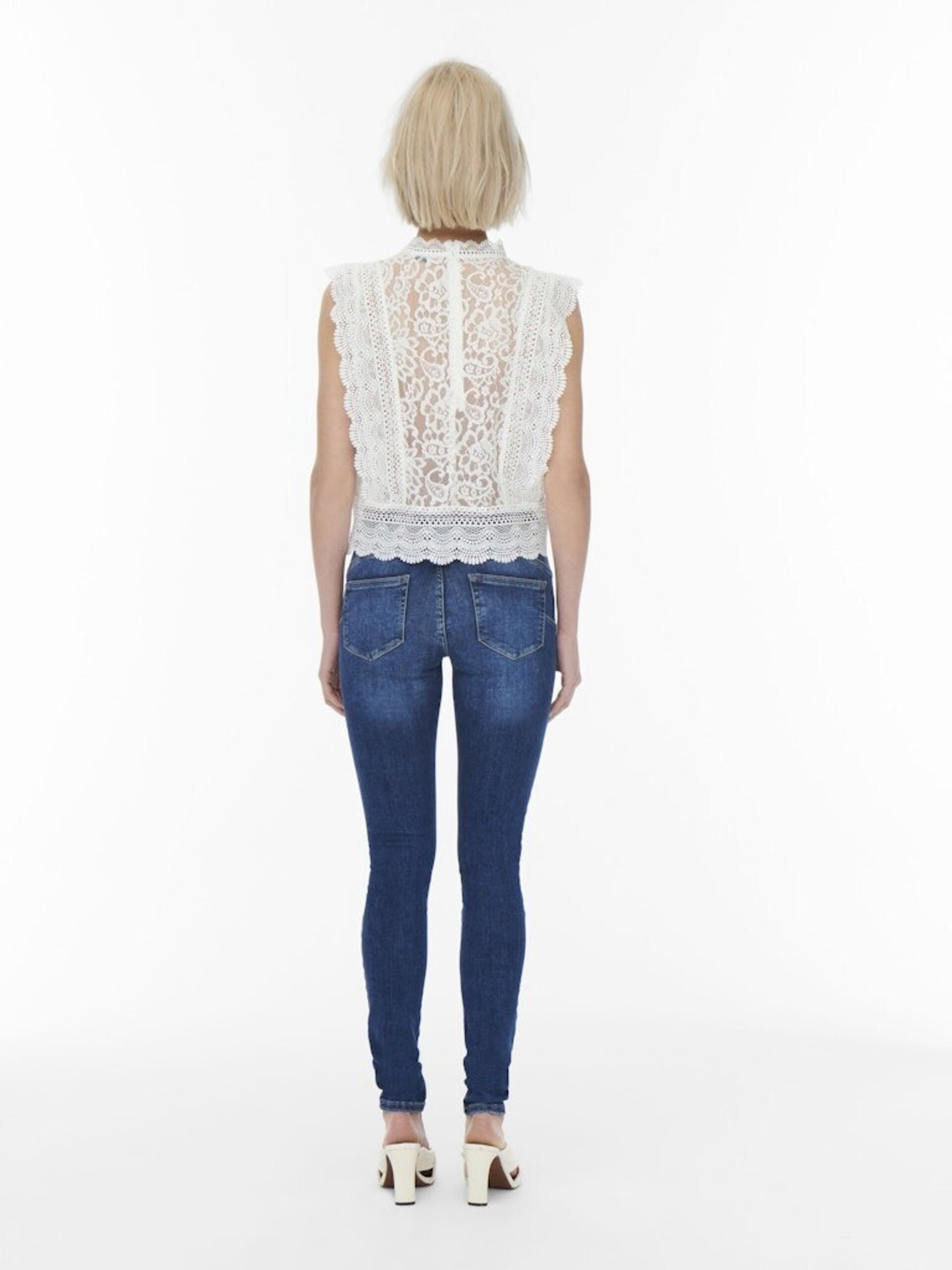 TOP DE ENCAJE BLANCO - 4
