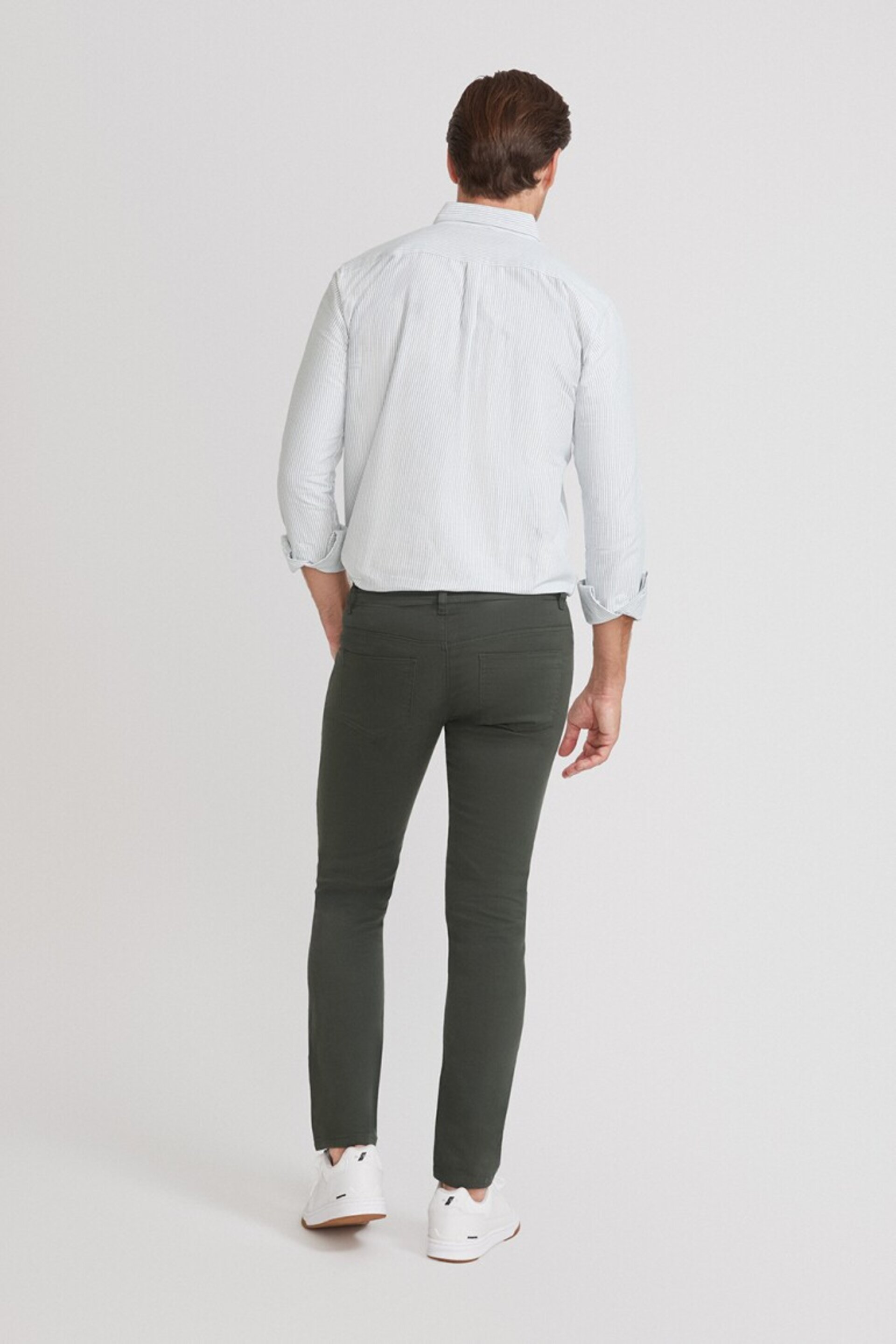 PANTALÓN VAQUERO "VERDE CAZA" - 2