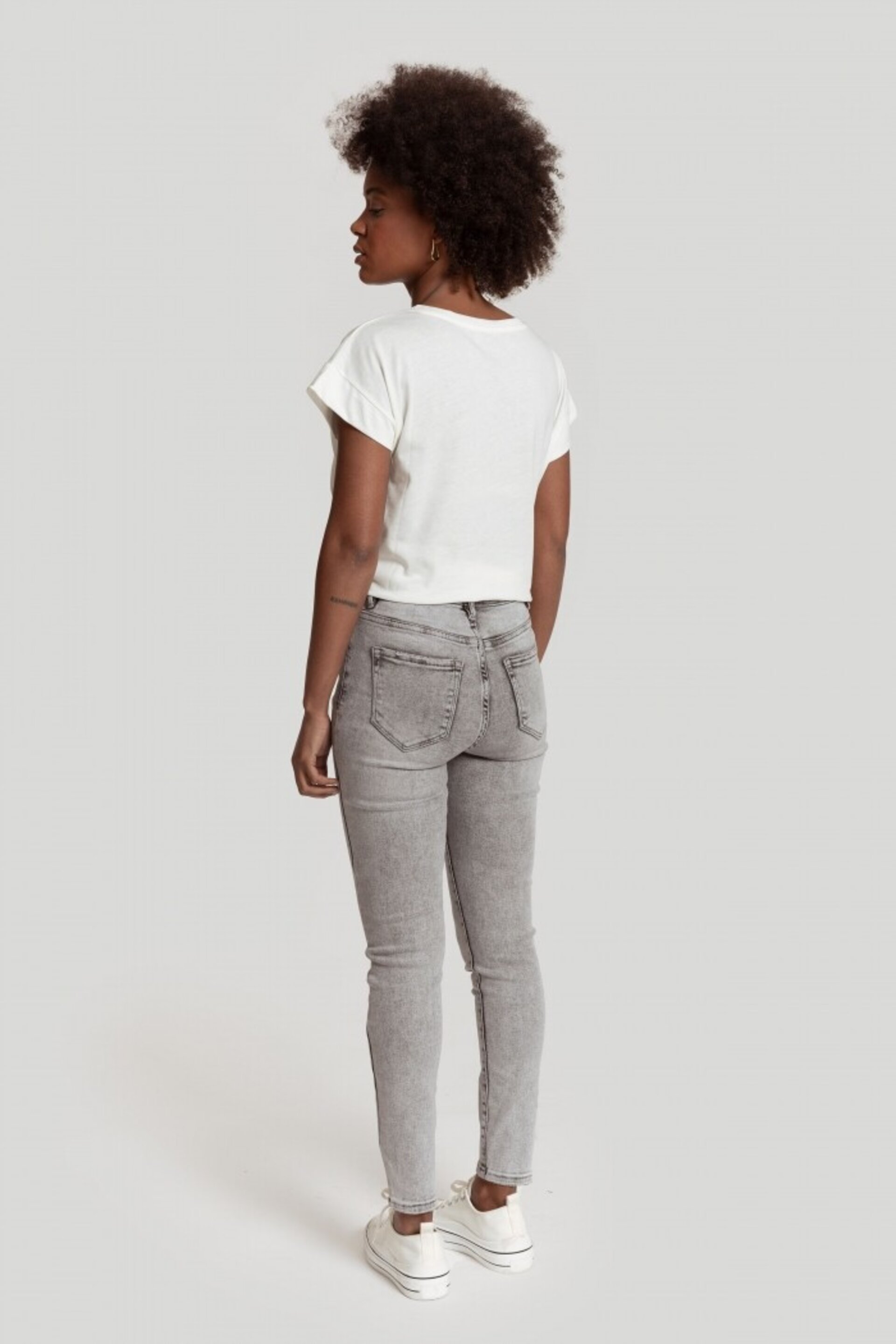 JEANS SKINNY- GRIS - 3