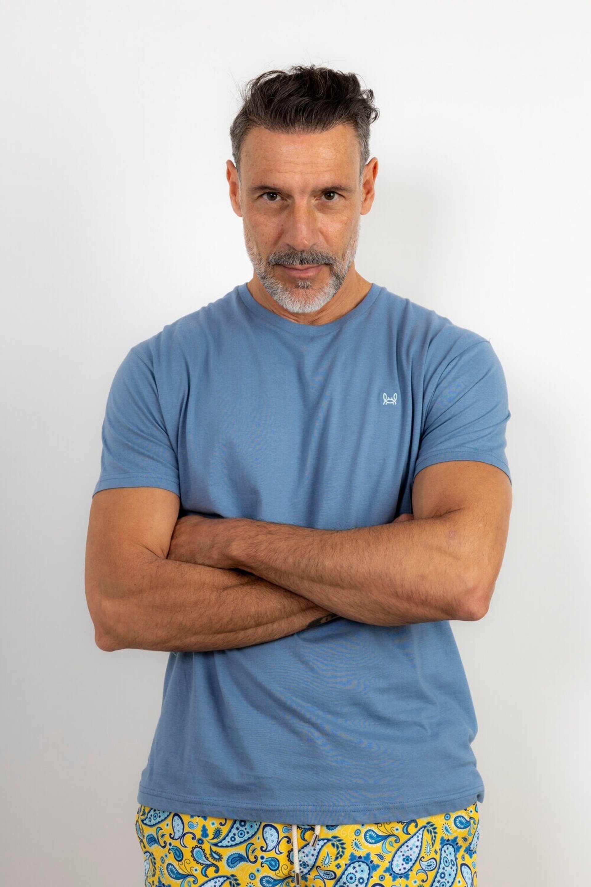 CAMISETA BÁSICA AZUL ÁCIDO - 3