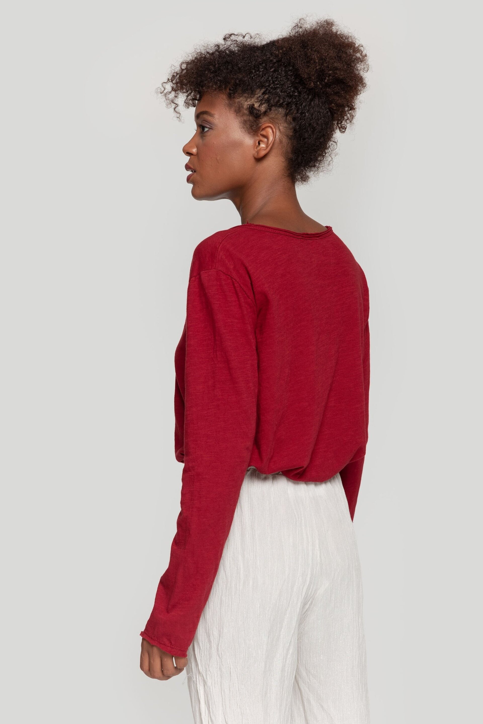 CAMISETA SLEEVE BURDEOS - 3