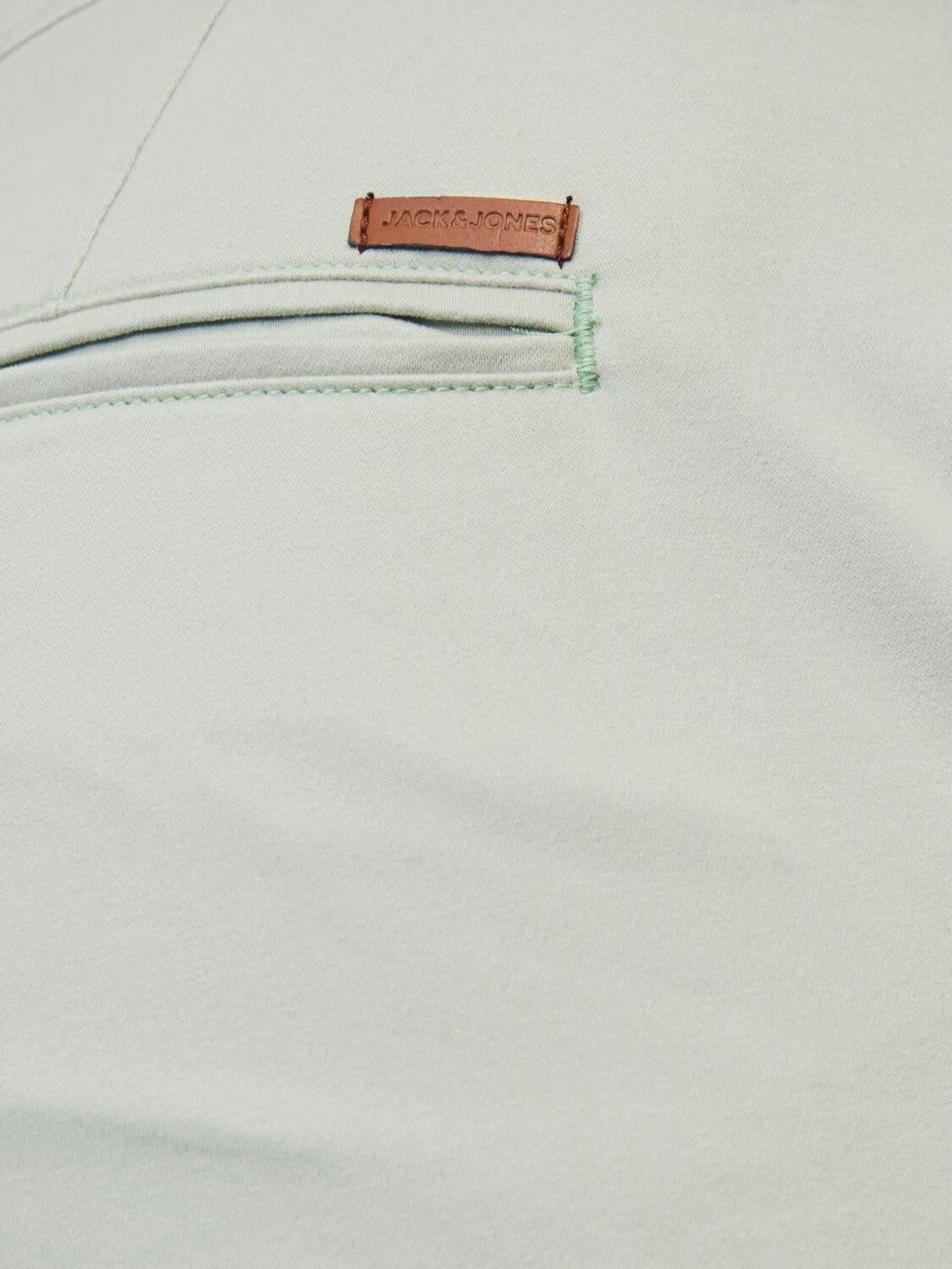 PANTALÓN CHINO VERDE SUAVE - 4