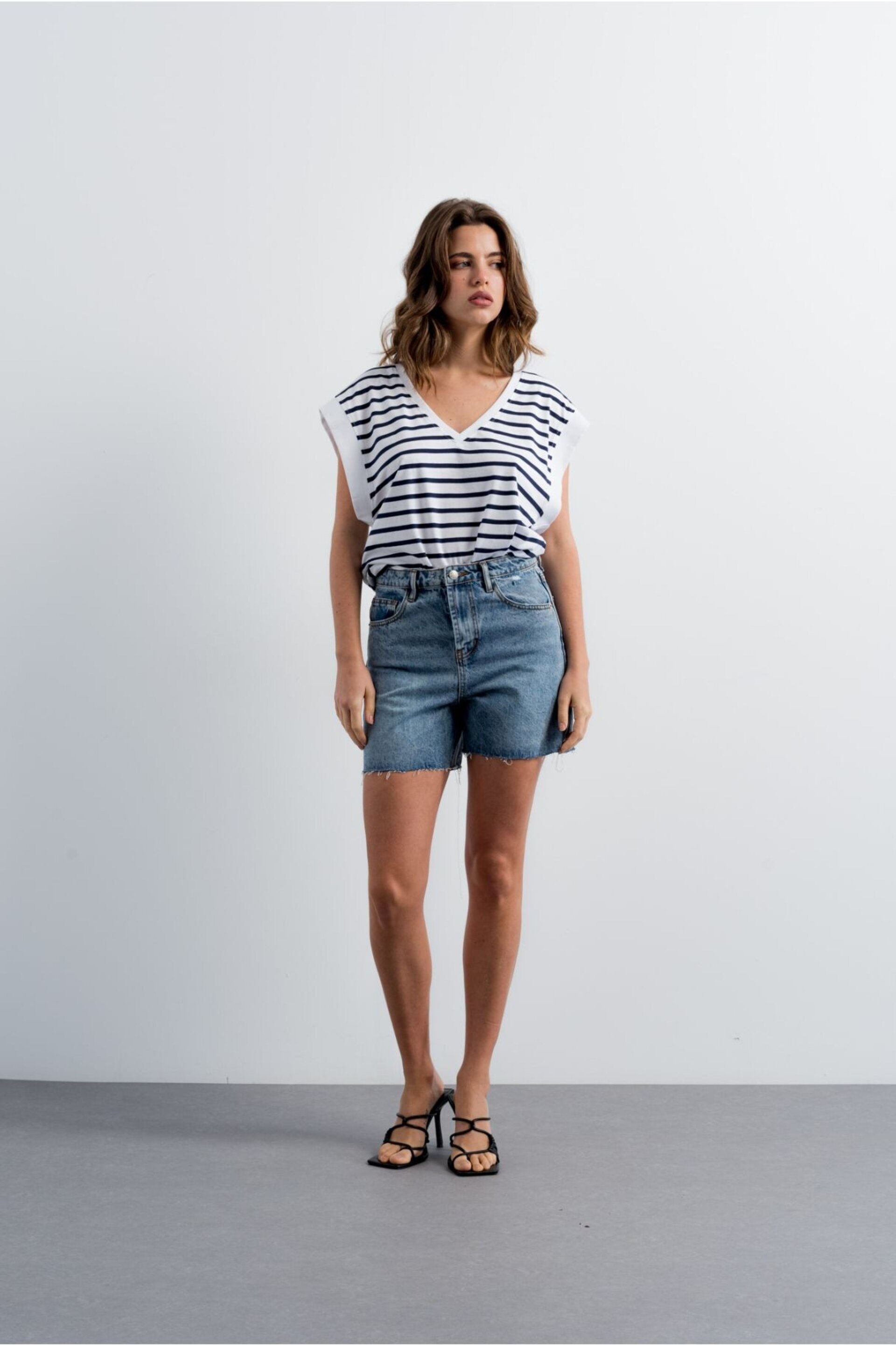 BERMUDAS DENIM - 2