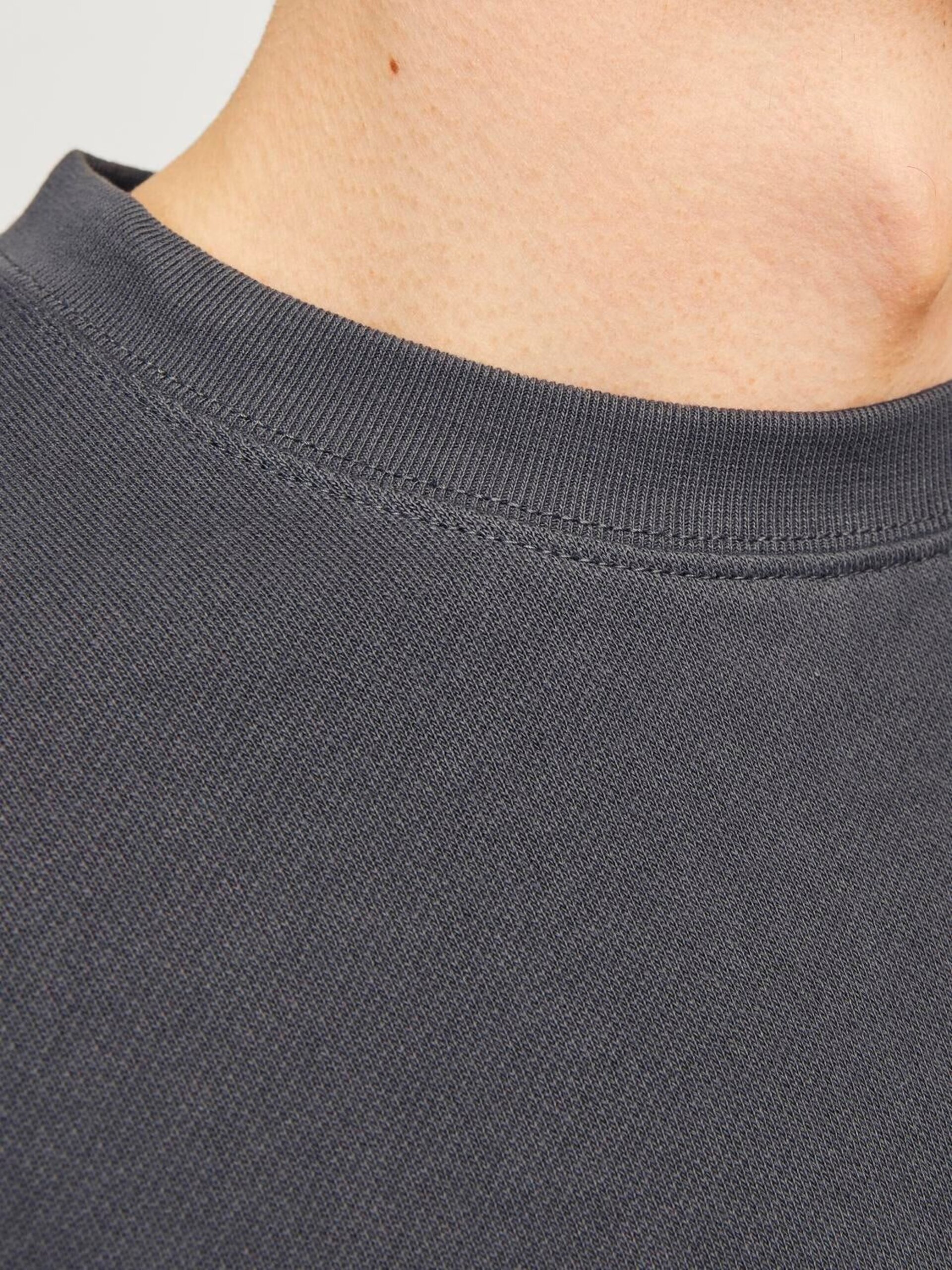 SUDADERA LISA GRIS - 6