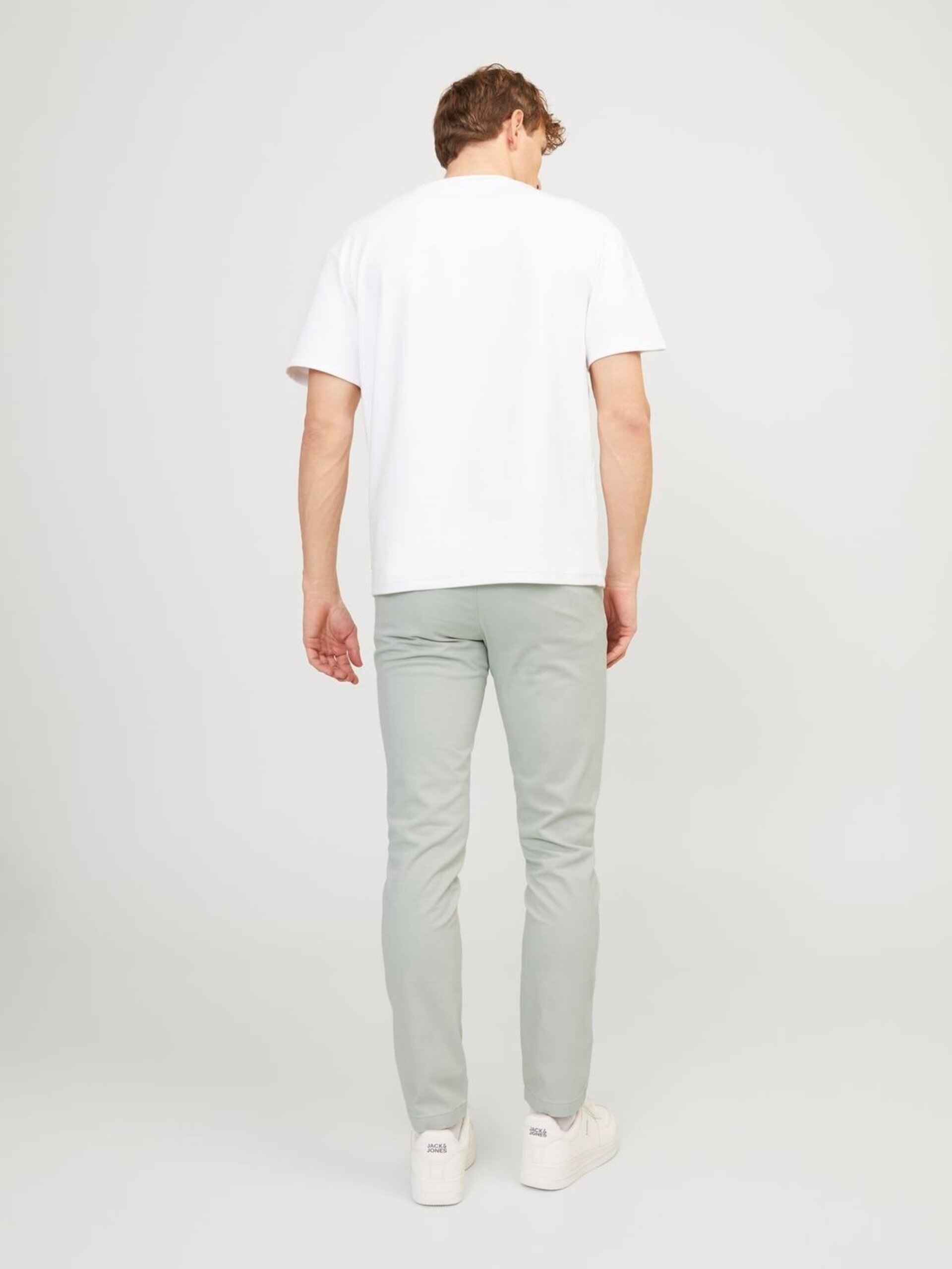 PANTALÓN CHINO VERDE SUAVE - 2